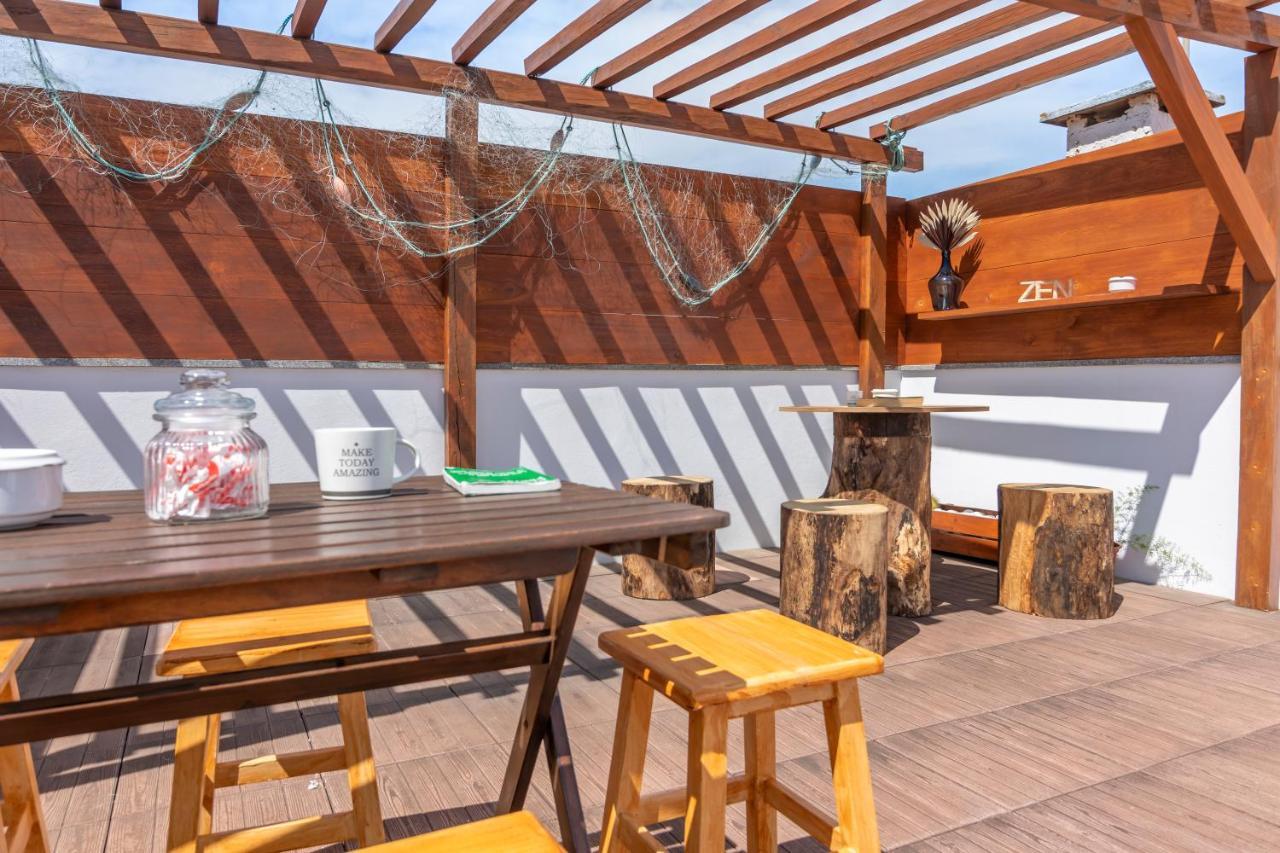 Beach & Sea Guesthouse 埃斯平霍 外观 照片